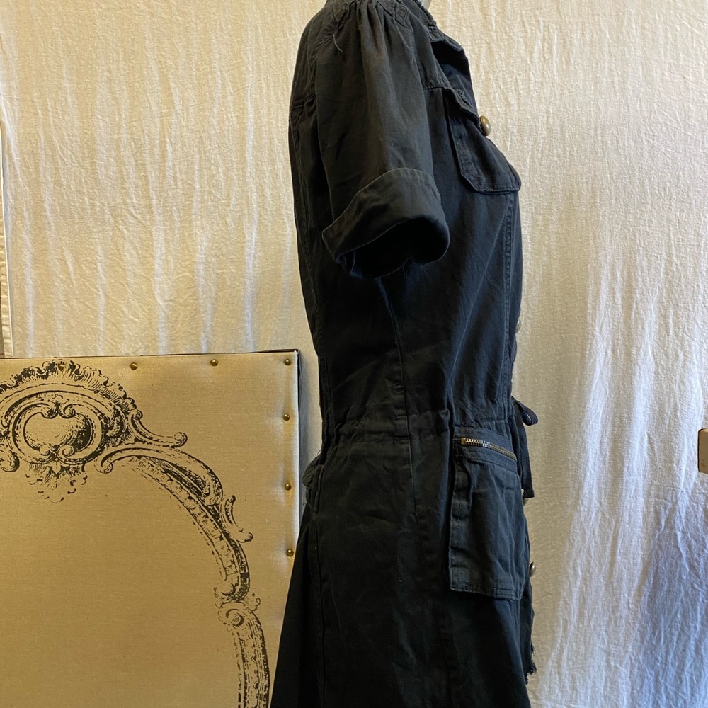 Chic Black Button-Up Dress - Picture 5 of 10